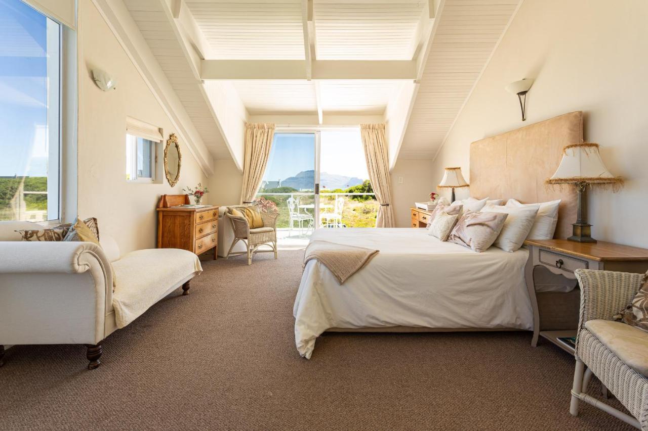 Guinea Fowl House Hotel โคมเม็ทจี ภายนอก รูปภาพ