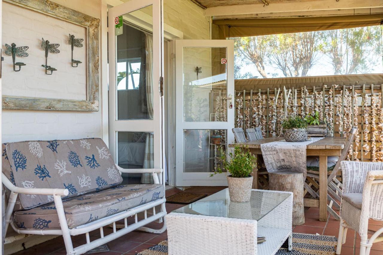 Guinea Fowl House Hotel โคมเม็ทจี ภายนอก รูปภาพ
